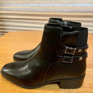 Anne Klein Ankle Boots